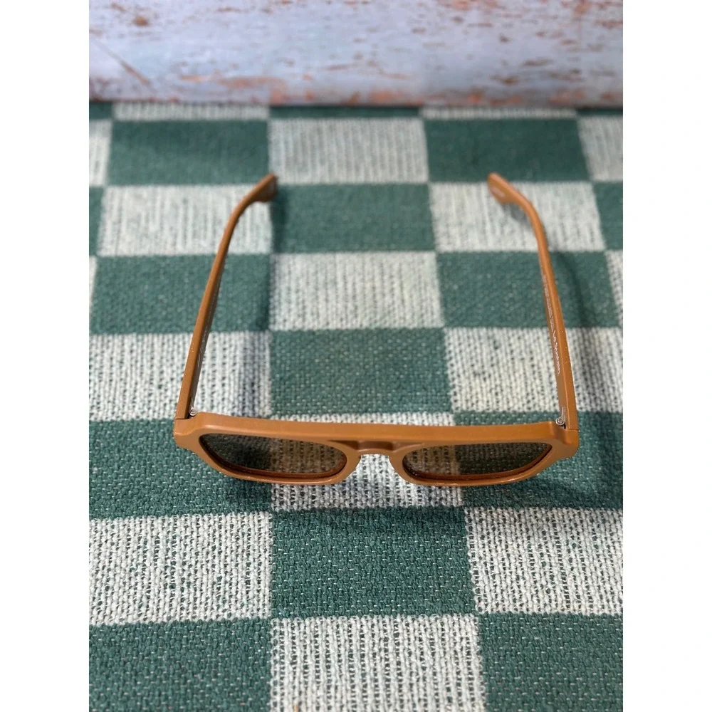 Le Specs Unwritten Straw in Cider Straw Sunglasses